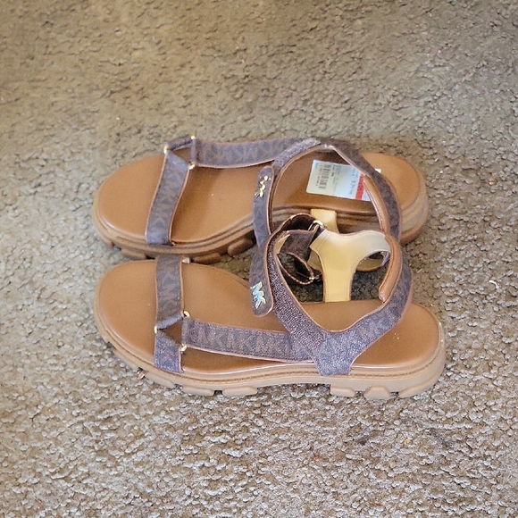 Shoes - Micheal Kors Sandals